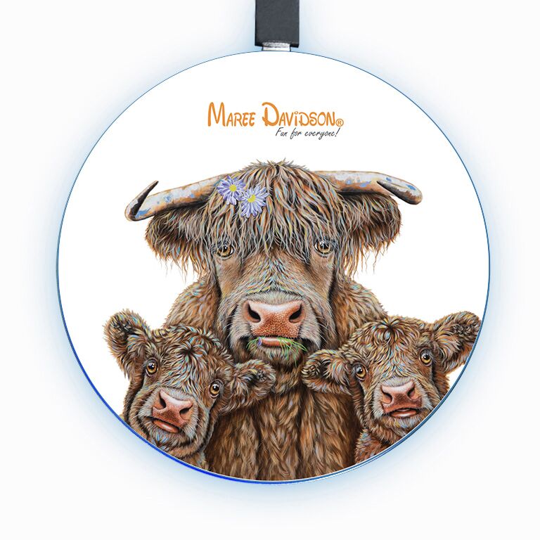 Love Makes the World Go Round the Cows - Charger main Love Makes the World Go Round the Cows - Wireless Phone Charges - Image 1